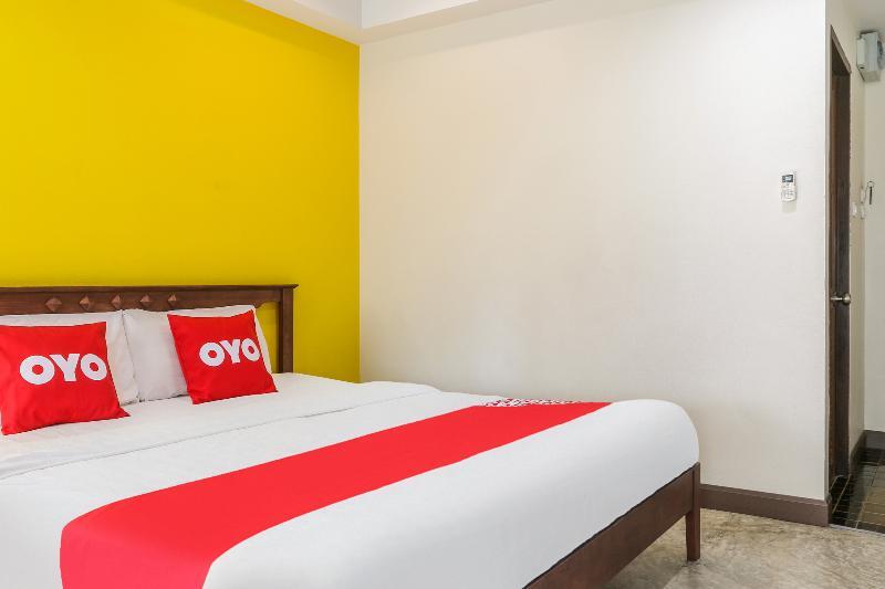 Oyo 233 Sunshine House Khách sạn
